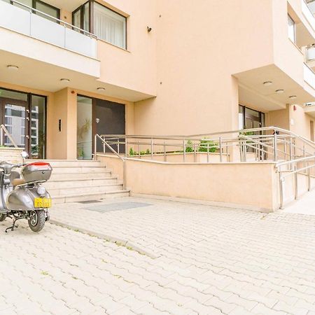 Appartamento Amazing Luxury Aviatiei Bucarest Esterno foto