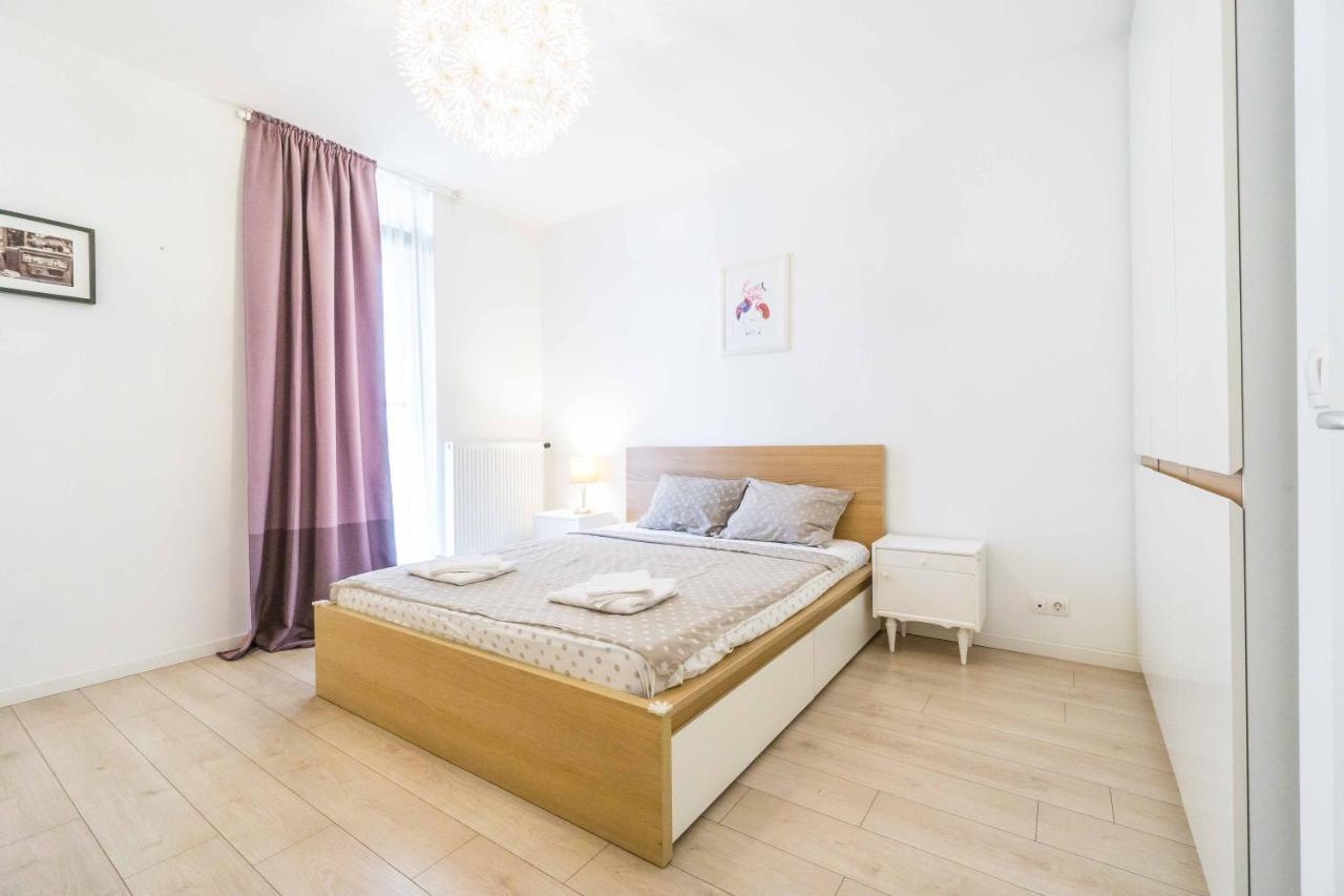 Appartamento Amazing Luxury Aviatiei Bucarest Esterno foto