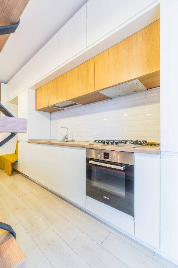Appartamento Amazing Luxury Aviatiei Bucarest Esterno foto